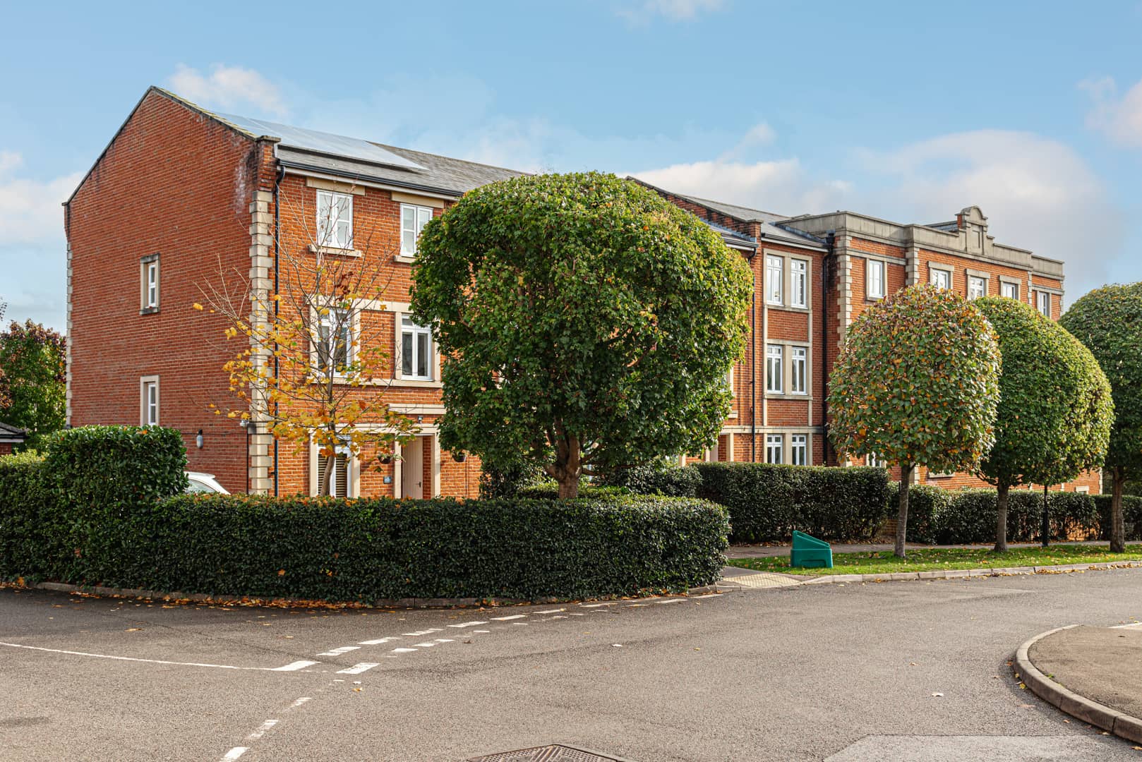 Reed Drive, Royal Earlswood Park, Redhill Ralph James on Vimeo