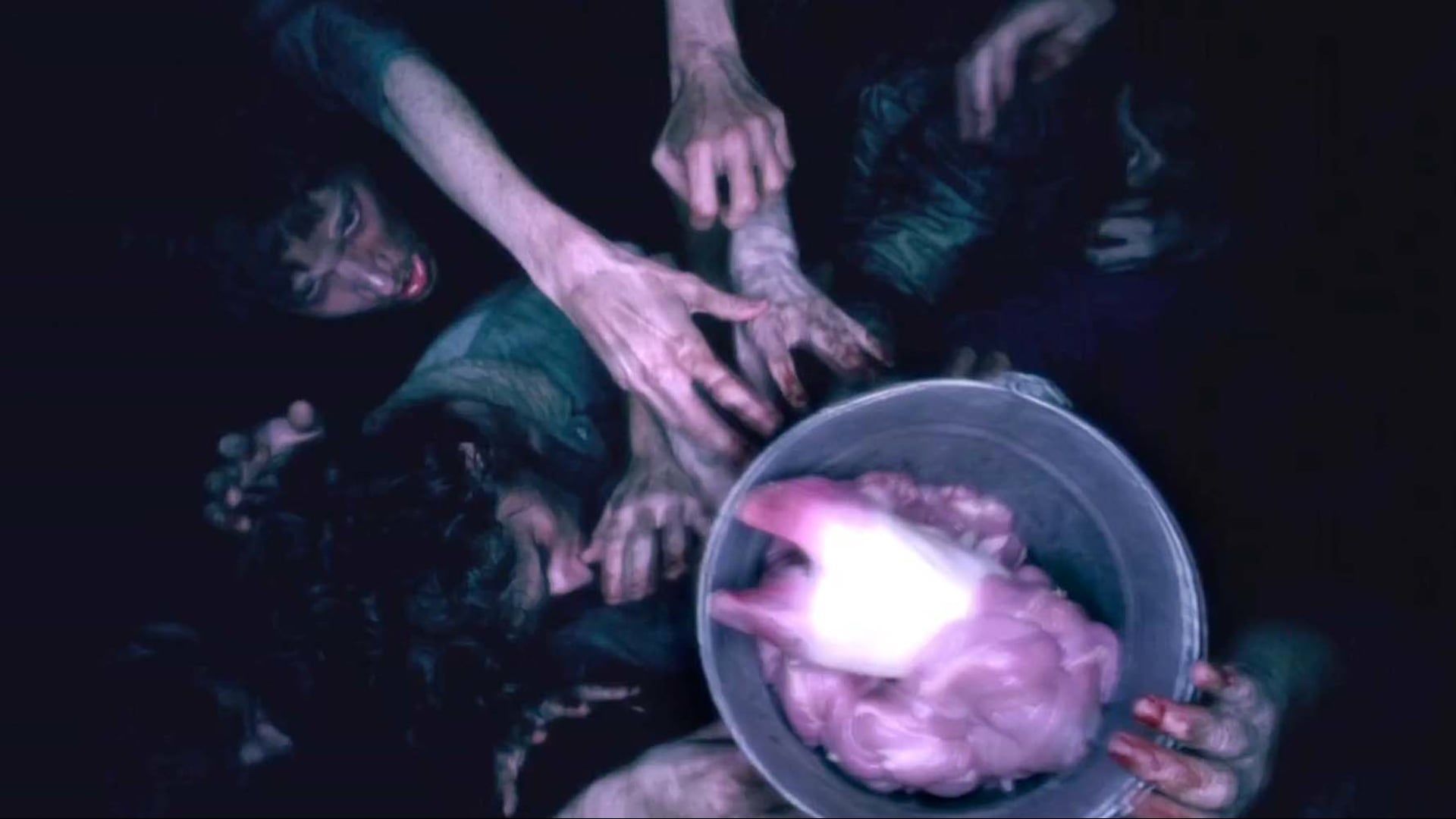 American Horror Story S2 – TV15  “Rave”