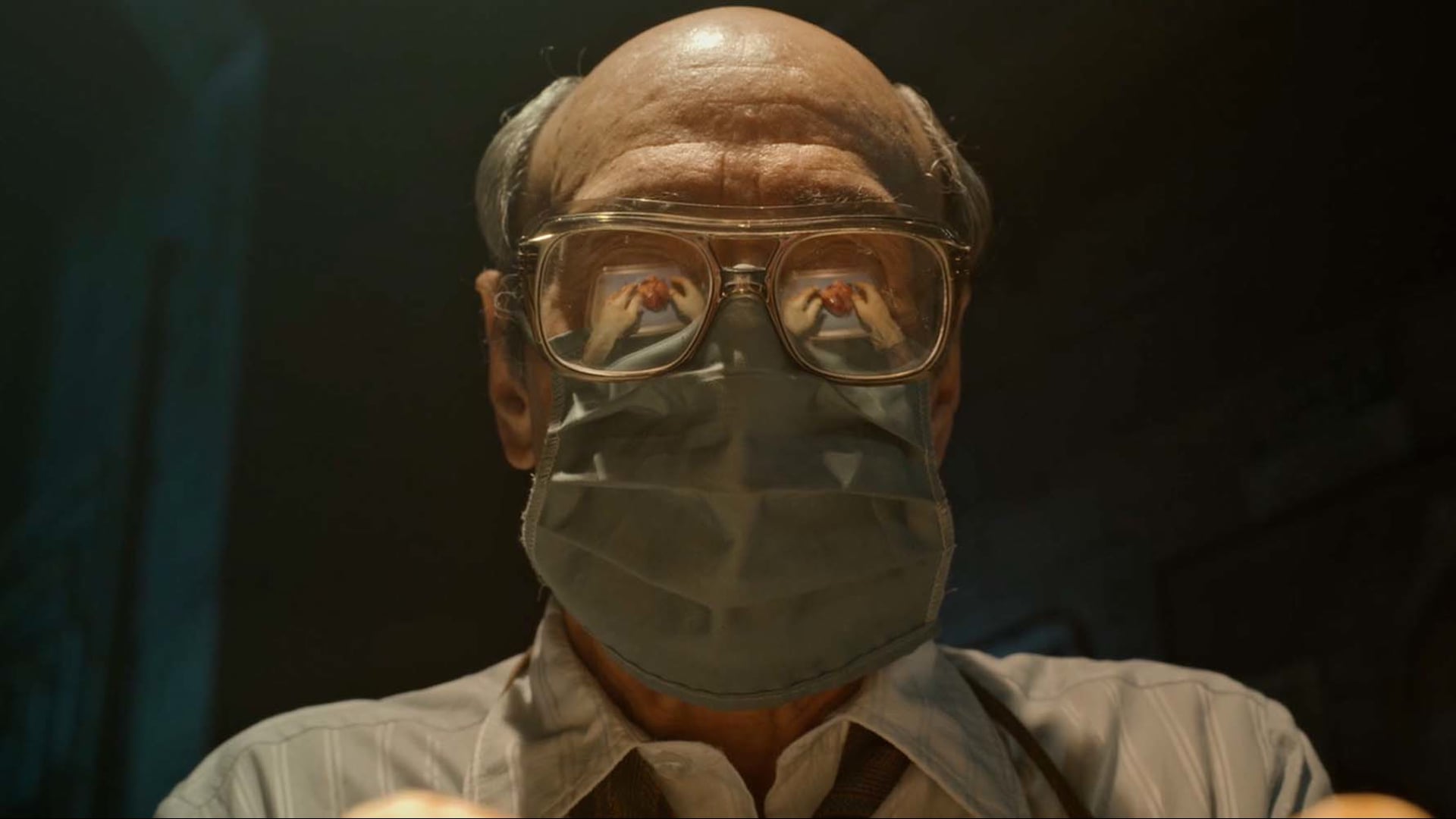 Guillermo Del Toro’s Cabinet of Curiosities – Teaser “The Autopsy”