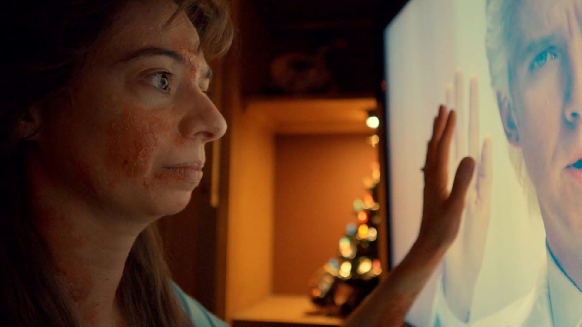 Guillermo Del Toro’s Cabinet of Curiosities – Teaser “The Outside”