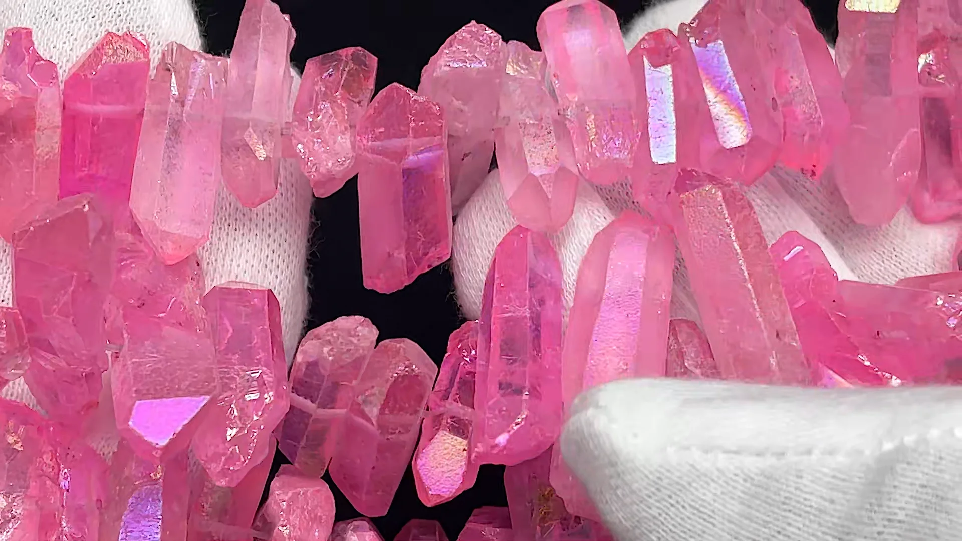 レーザークリスタル 18～39mm［ピンクカラー］【1連販売】 | 天然石