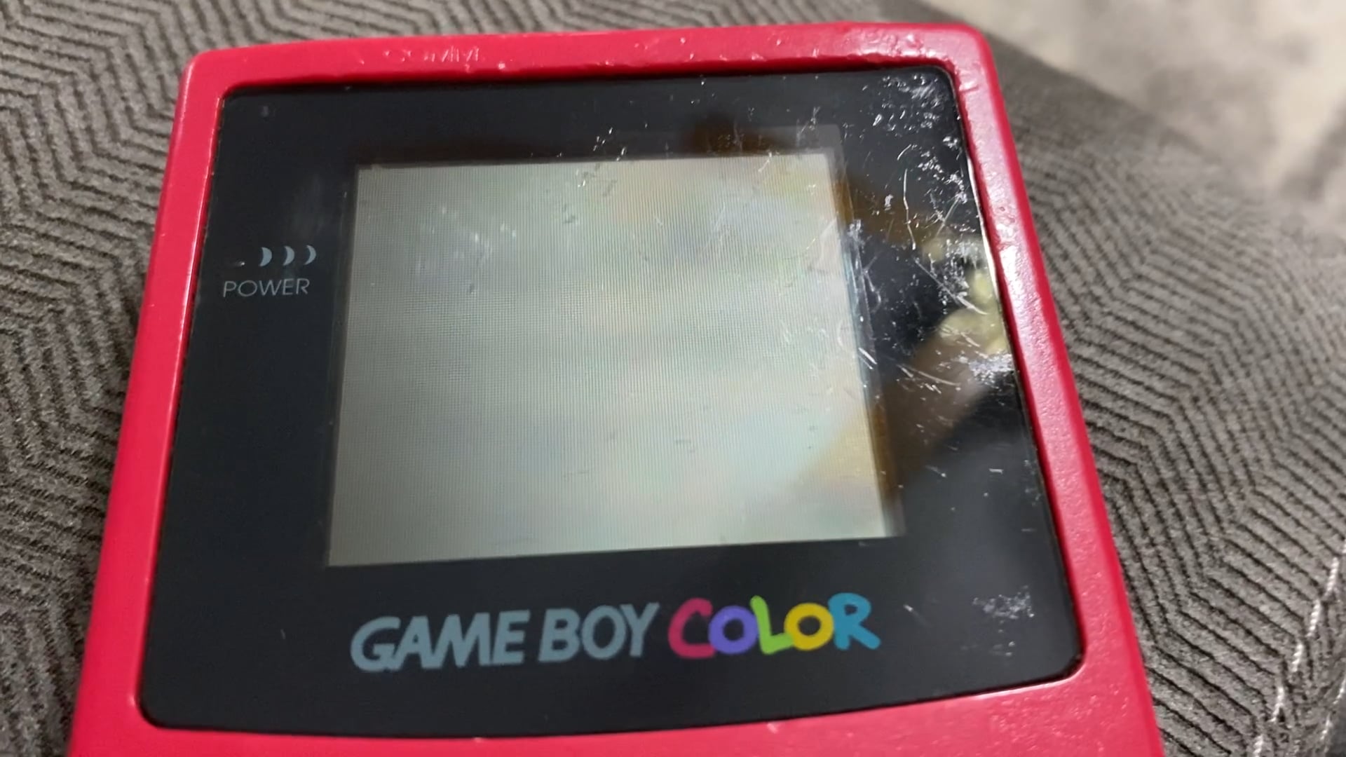 Perfect replacement screen for my GBC on Vimeo