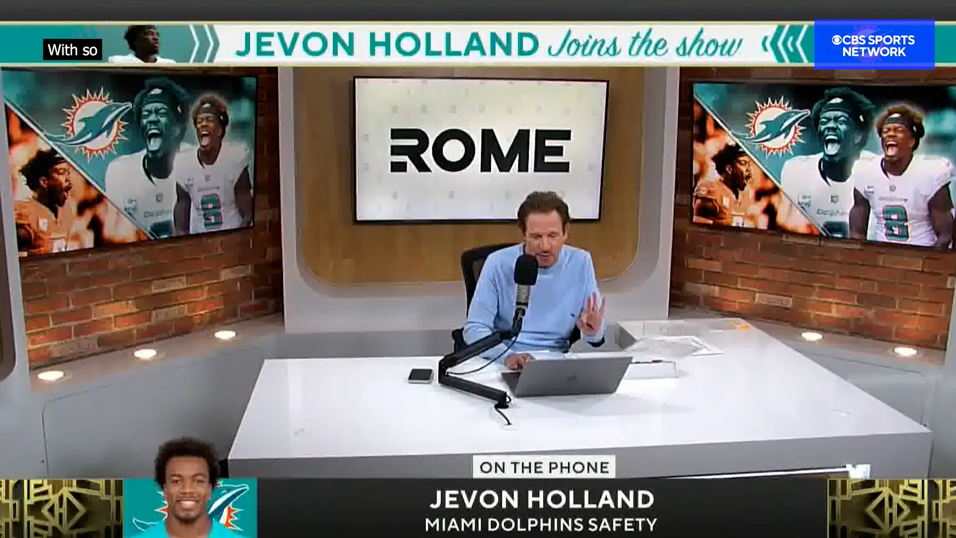 Watch: Former Oregon Ducks' star Jevon Holland forces two fumbles during  the Miami Dolphins' 70-20 rout over the Denver Broncos 