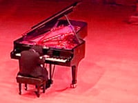 1540904395 9949c2658381b3995569ffcd3a7e17575e7ed52e08a9af3663baa748b551028a d 200x150?region=us