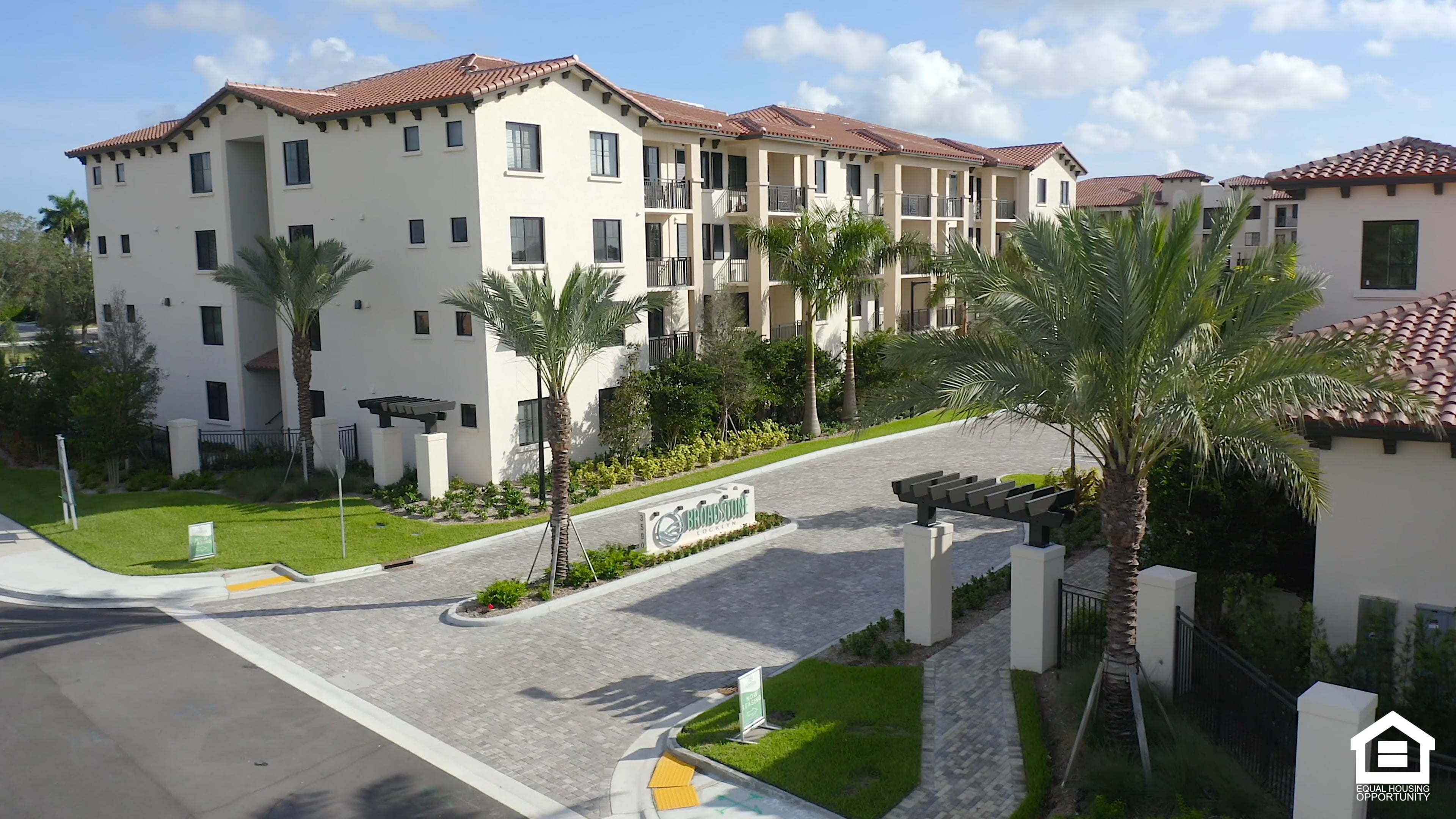 broadstone locklyn full tour 1 Digital Ad on Vimeo