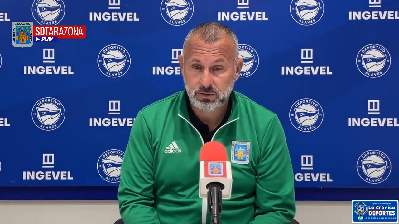 JAVI MORENO (Entrenador Tarazona)  Deportivo Alavés B 3-1 SD Tarazona  Jornada 10 / 2ª RFEF - Grupo 2 / Fuente: SD Tarazona