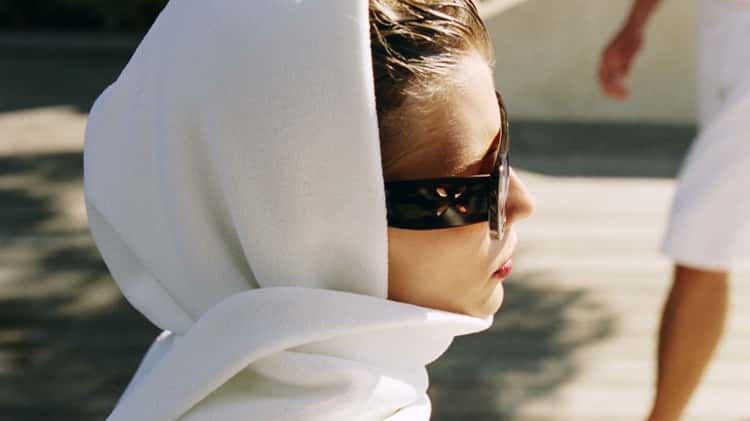 Women's Sunglasses  LOUIS VUITTON on Vimeo