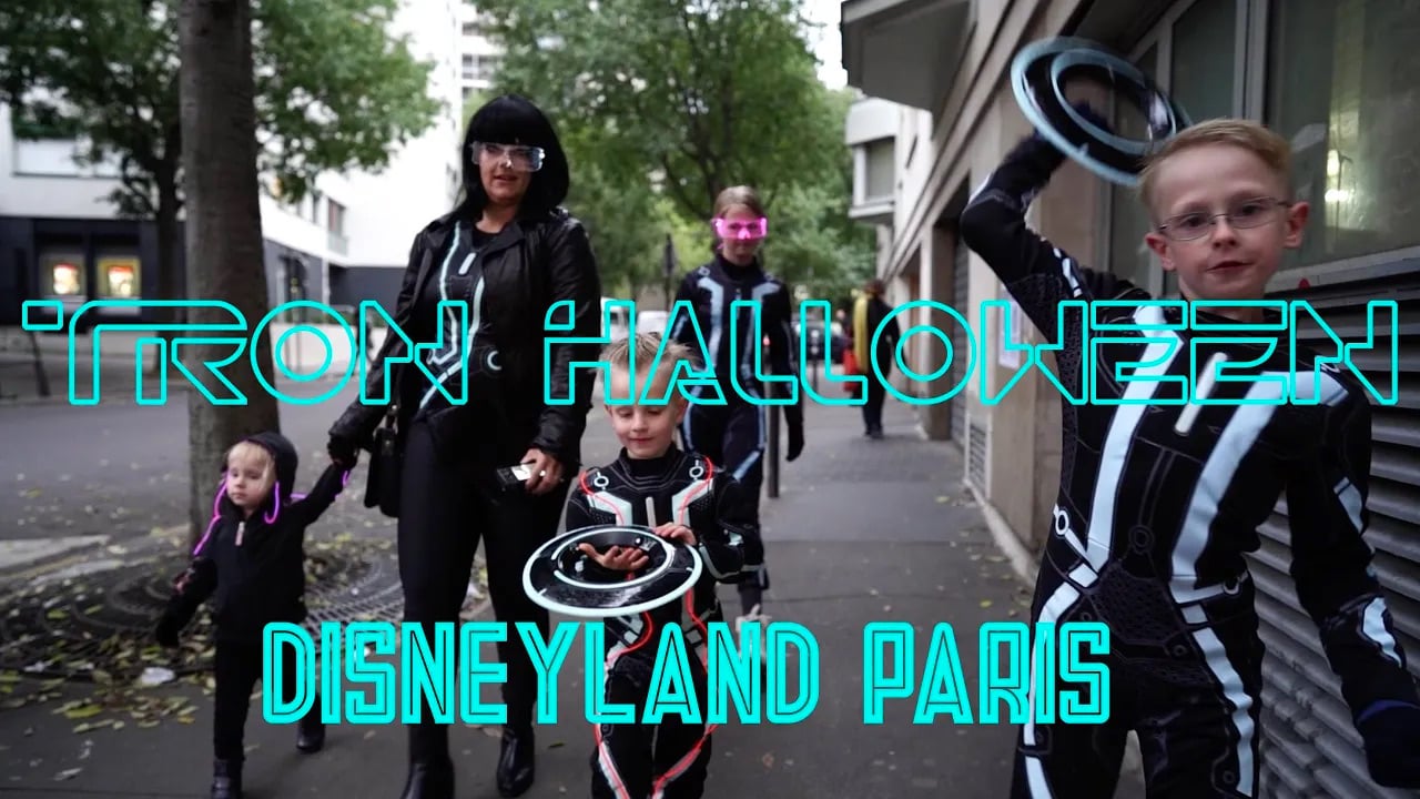 Happy Halloween from Disneyland Paris!