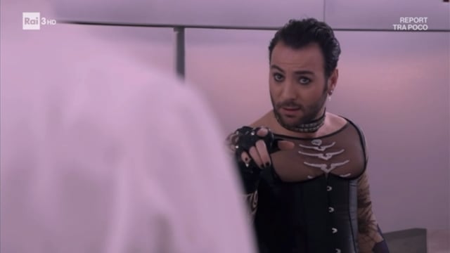 SAMUELE, IL BUONO E IL CATTIVO scena comica