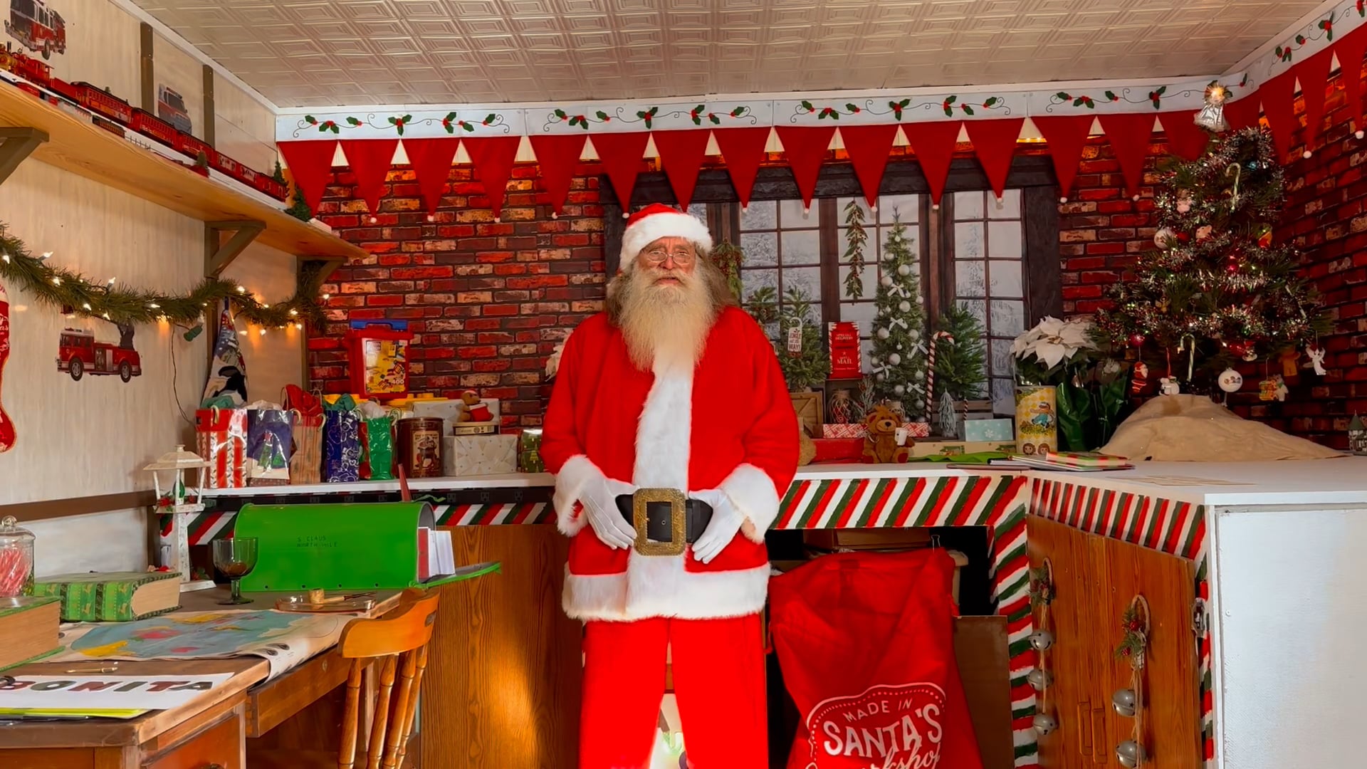 Promotional video thumbnail 1 for Santa Skip