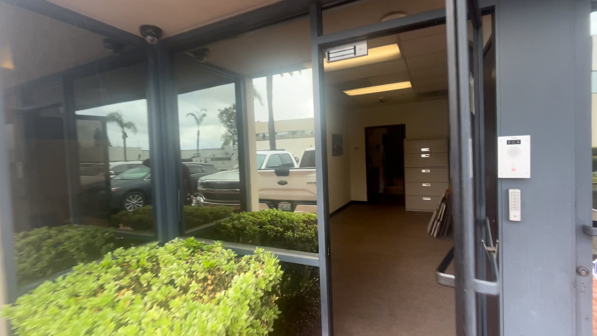 1411 n batavia suite 118 orange ca industrial warehouse and office
