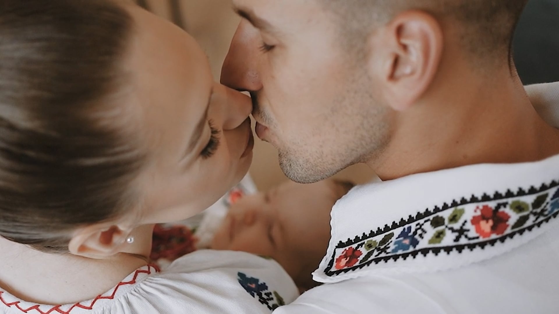 Luca - Taina Sfantului Botez (Clip).mp4