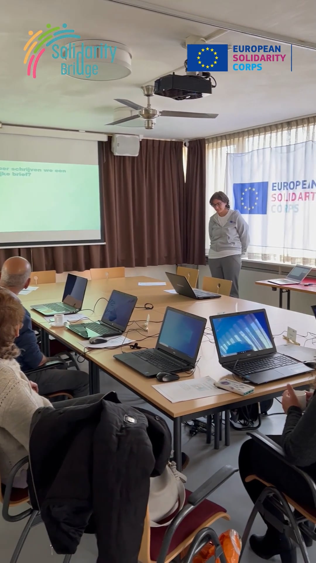 Solidariteitsproject: Computer Literacy Classes for Refugees on Vimeo