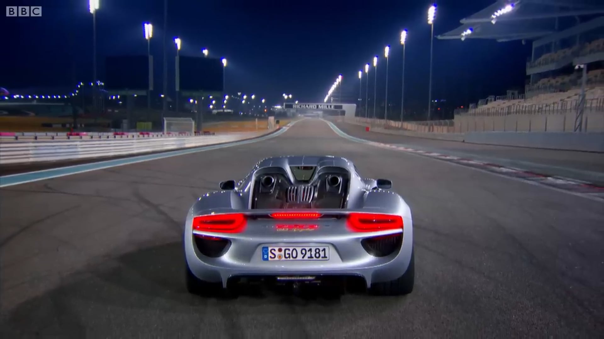 The Awesome Porsche 918  Top Gear  Series 21-5