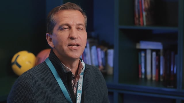 Image of Jean-Francois Mace talking about Omniconvert products