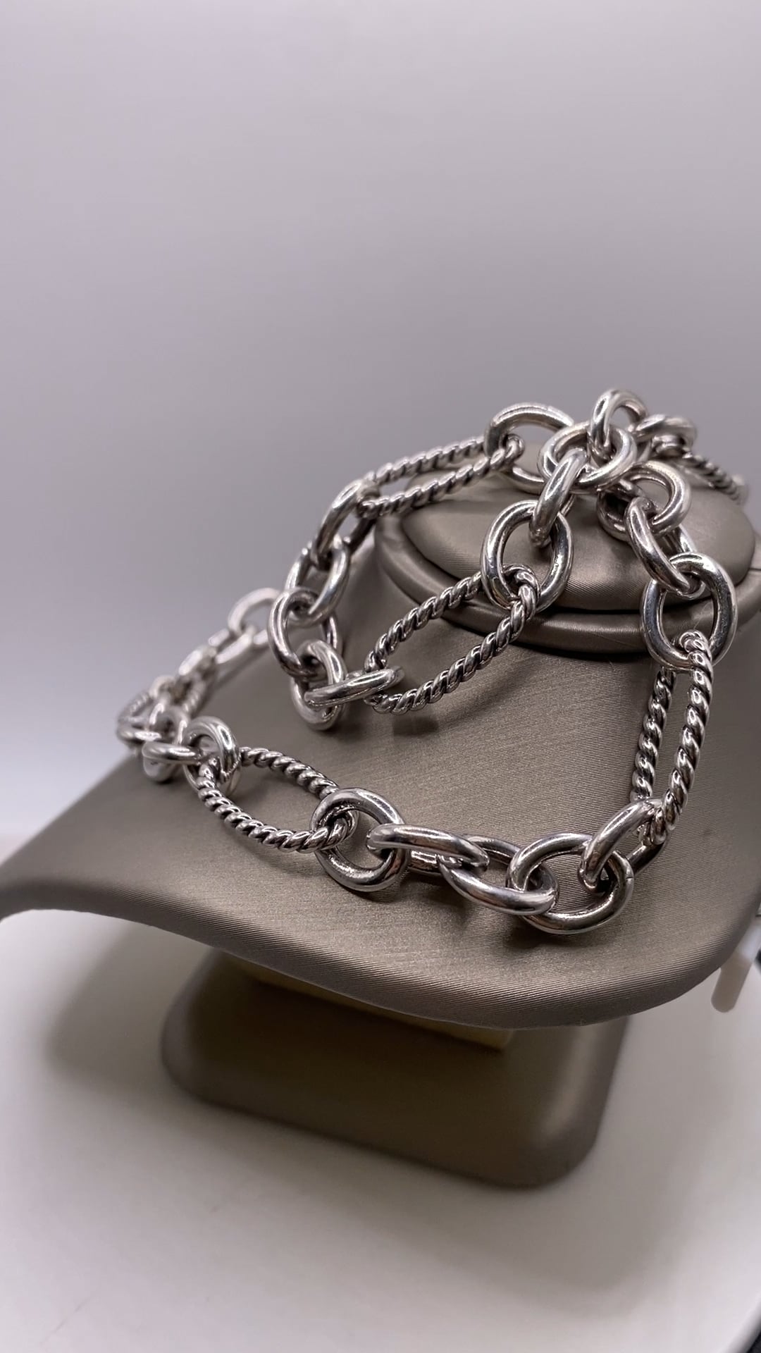 Neck 601-337 on Vimeo