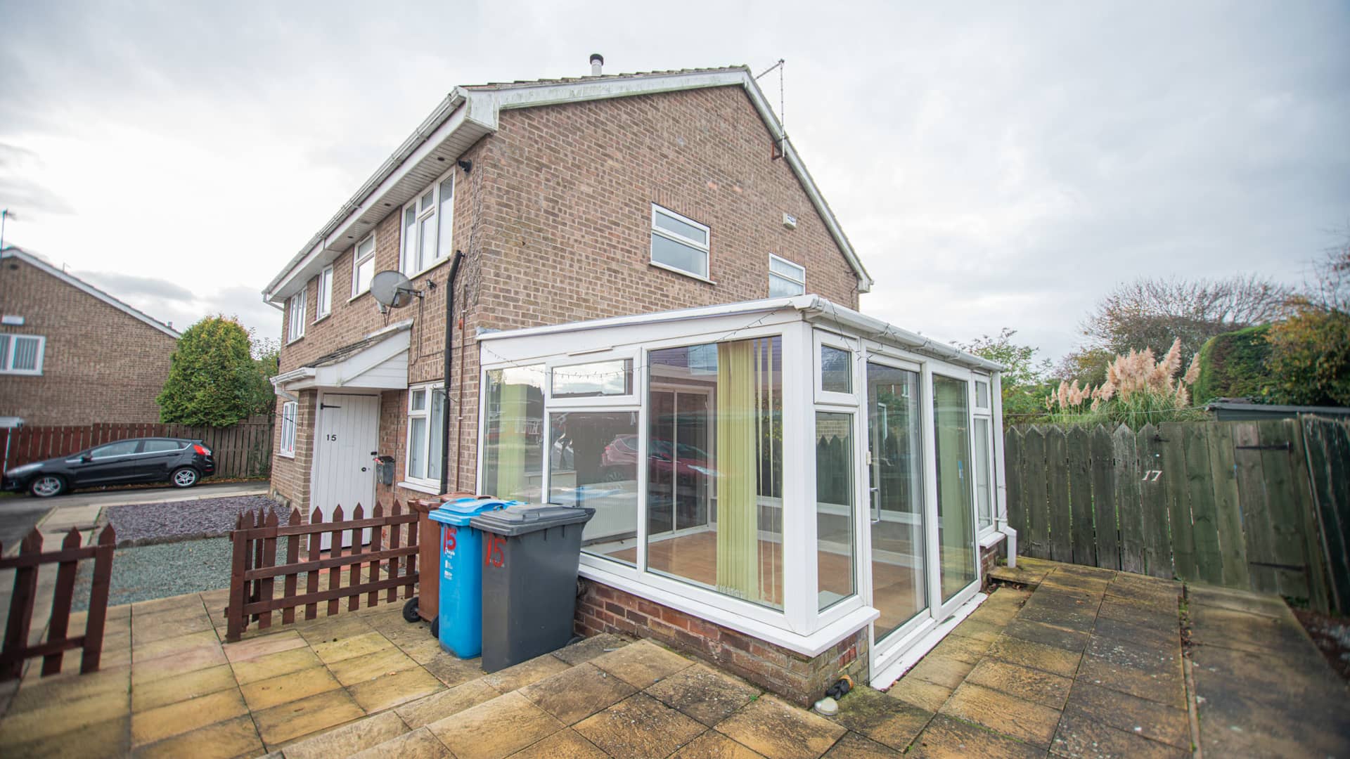 15 Fieldside Garth, Hull HU6 7YE on Vimeo