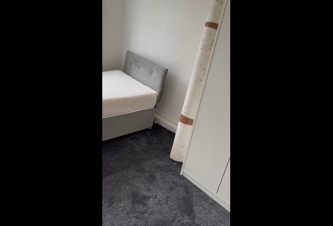 Newly refurbished 5 rooms are available  Main Photo