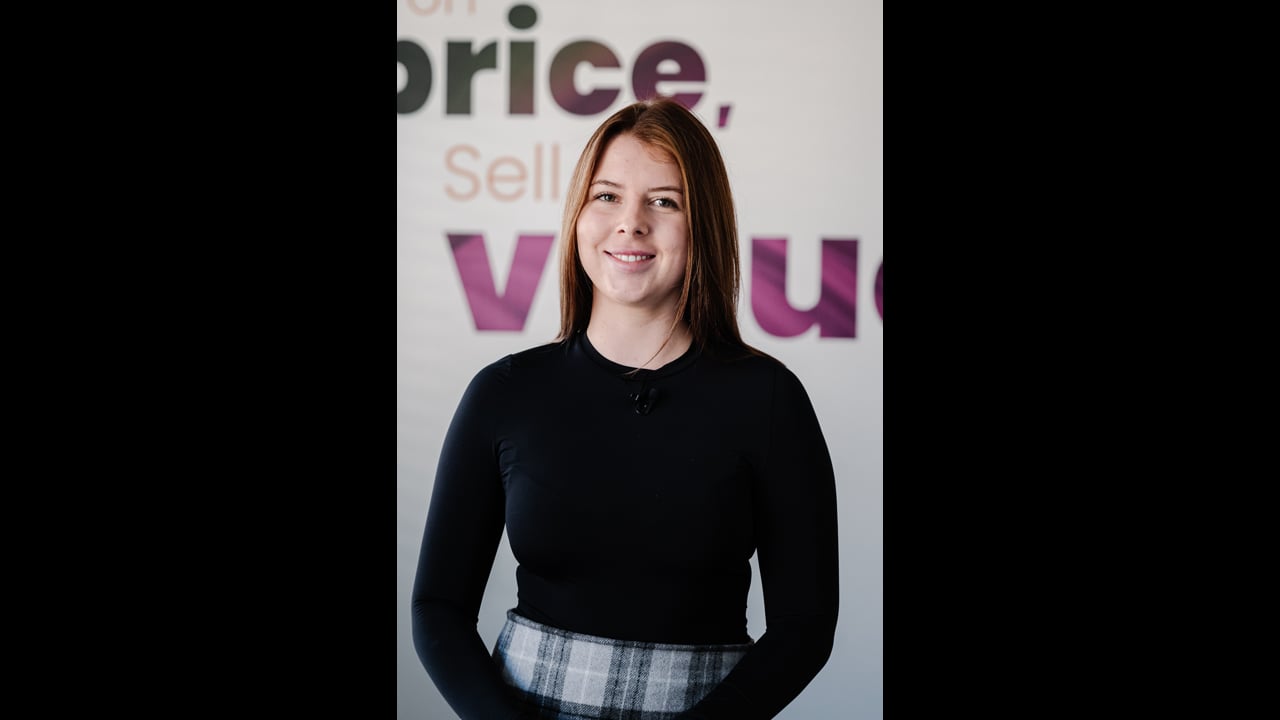 
        
          Iveta Hradecká
        

        
          –
        

        
          Sales Support Representant
        
        