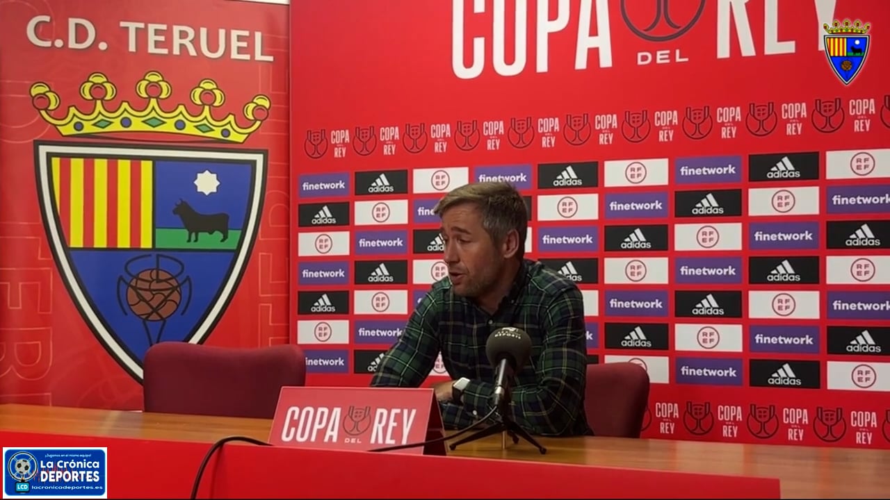 VÍCTOR BRAVO (Entrenador Teruel) CD Teruel 0-1 UD Las Palmas / Primera Ronda Copa del Rey / Fuente: YouTube CD Teruel