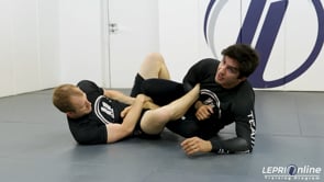 Knee Cut Defense to Kiss of the Dragon to Ankle Lock