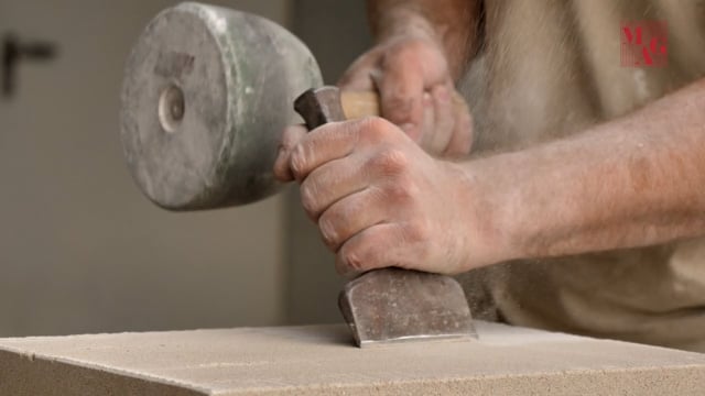 Aperçu de la vidéo : Tailleur de pierre