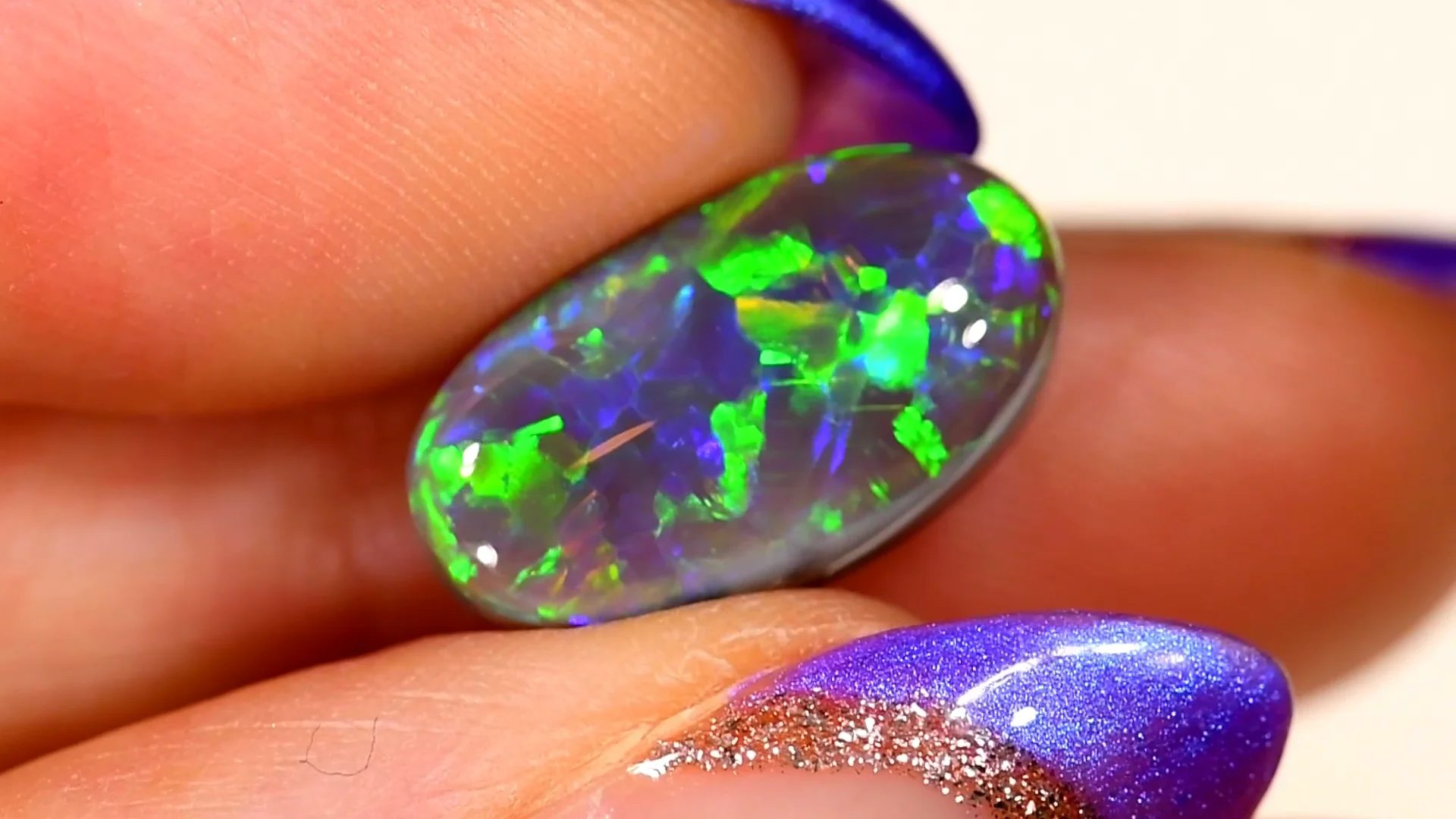 LR168 Gem Chaff Pattern Black Opal 5.17 ct on Vimeo