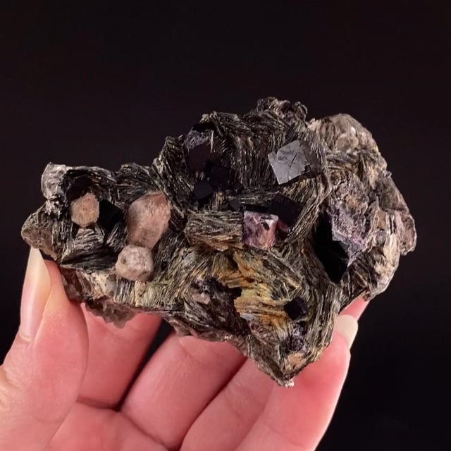 Fluorite with Quartz on Zinnwaldite