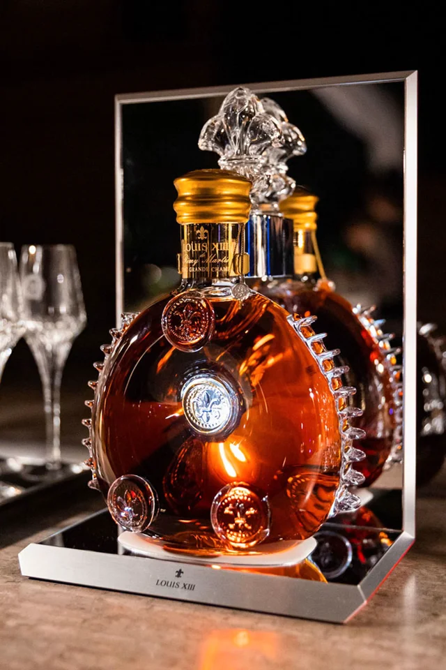 Remy Martin Louis XIII, Dining