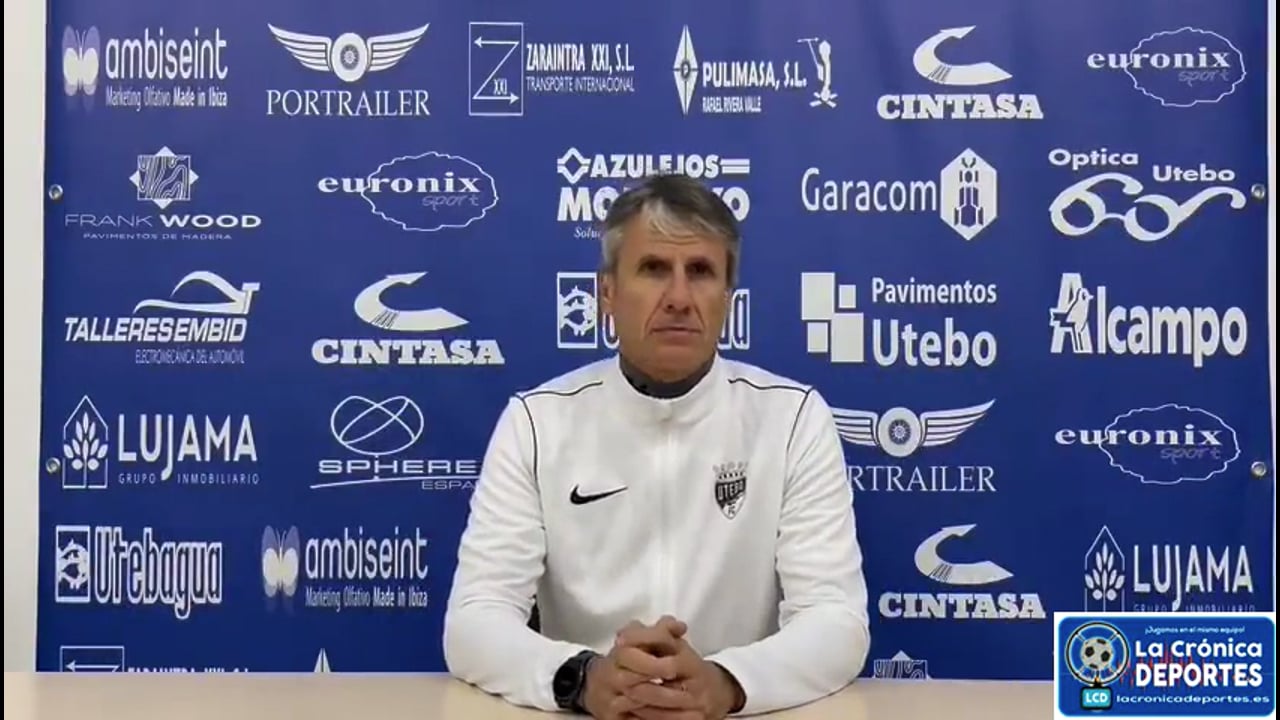 JUAN CARLOS BELTRÁN (Entrenador Utebo) Utebo FC 1-0 Deportivo Alavés "B" / Jornada 11 / 2ª RFEF - Grupo 2 / Fuente: Utebo FC