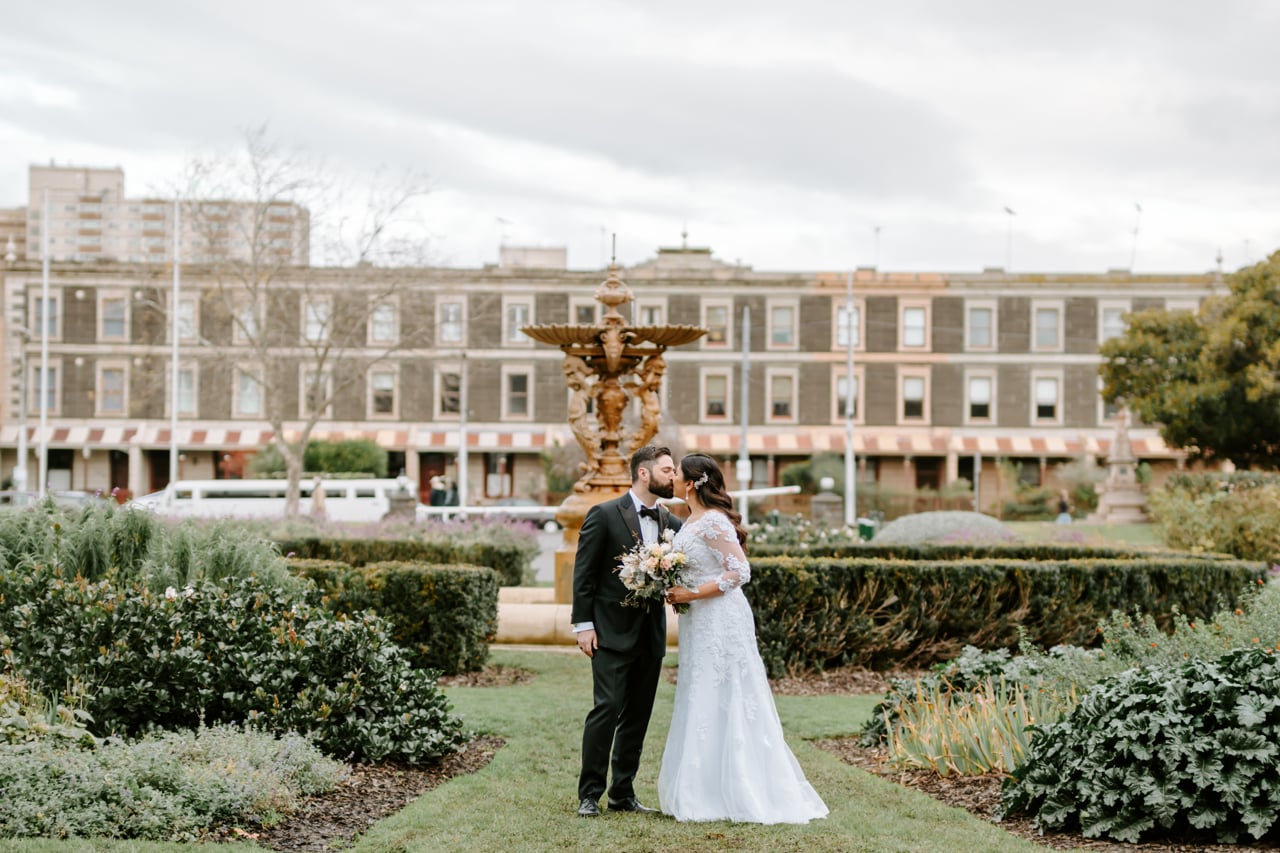Vue de monde Wedding Video, Melbourne - Swanny and Joel