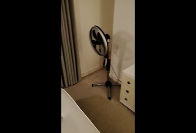 1 Large Double Room to let in Penthouse Main Photo