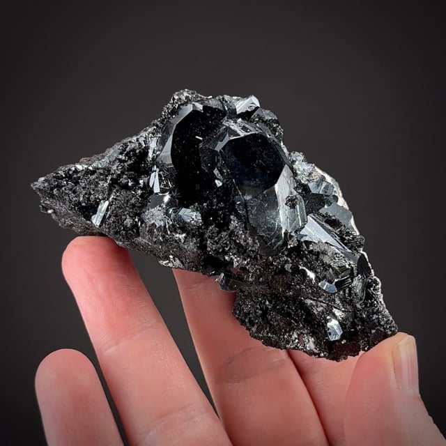 Hematite, well formed lustrous crystal. Itabira, Bahia, Brazil