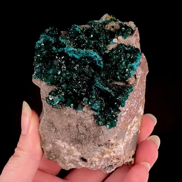 Dioptase (interesting crystallization)