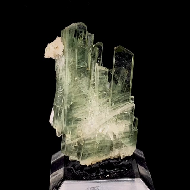 Zoisite (excellent ''Alpine-type'' specimen)