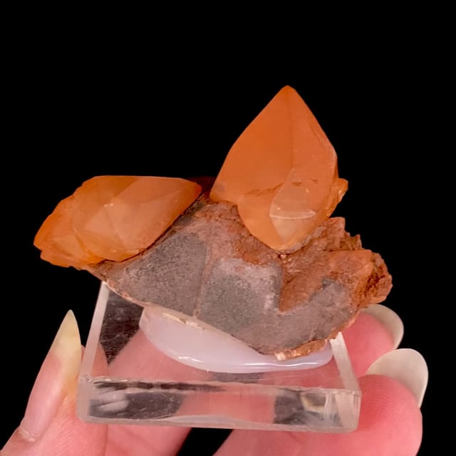 Calcite with iron oxide