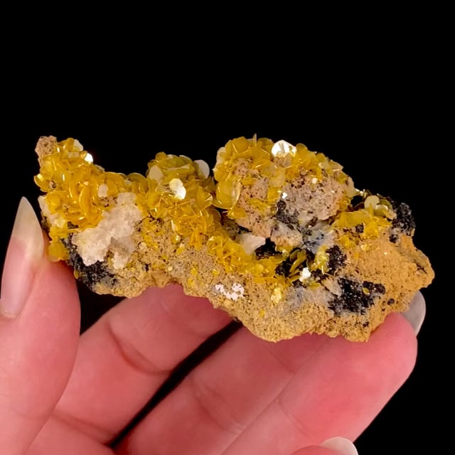 Wulfenite