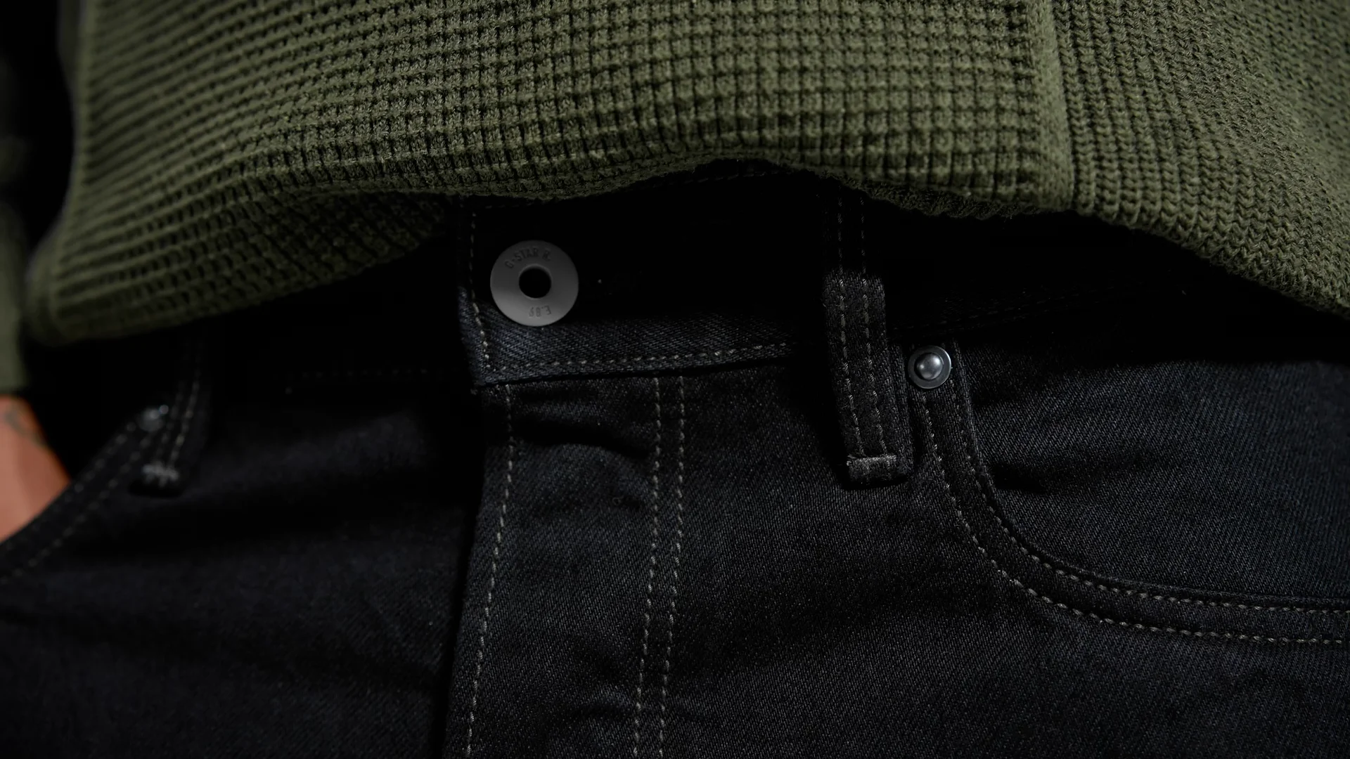 ハギ 出品 Triple A Bootcut Jeans | ブラック | G-STAR® JP