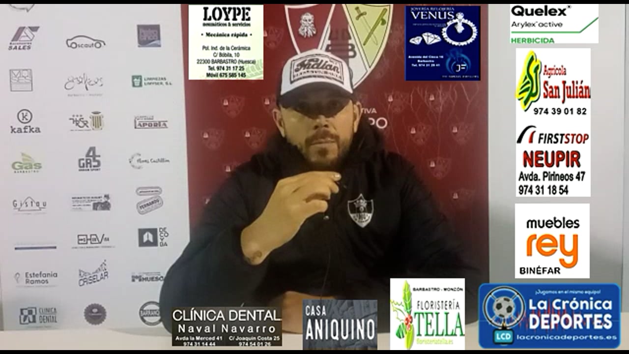 DAVID BERNAL (Entrenador Cariñena) UD Barbastro 3-1 CD Cariñena / Jornada 12 / 3ª División
