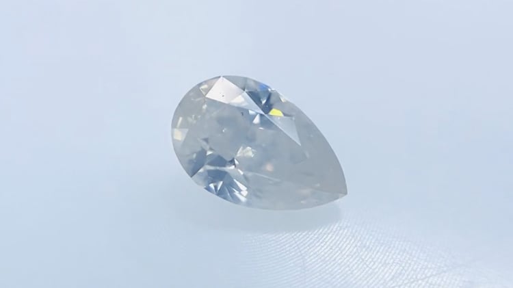 FANCY WHITE 0.31ct PS RT1686 GIA
