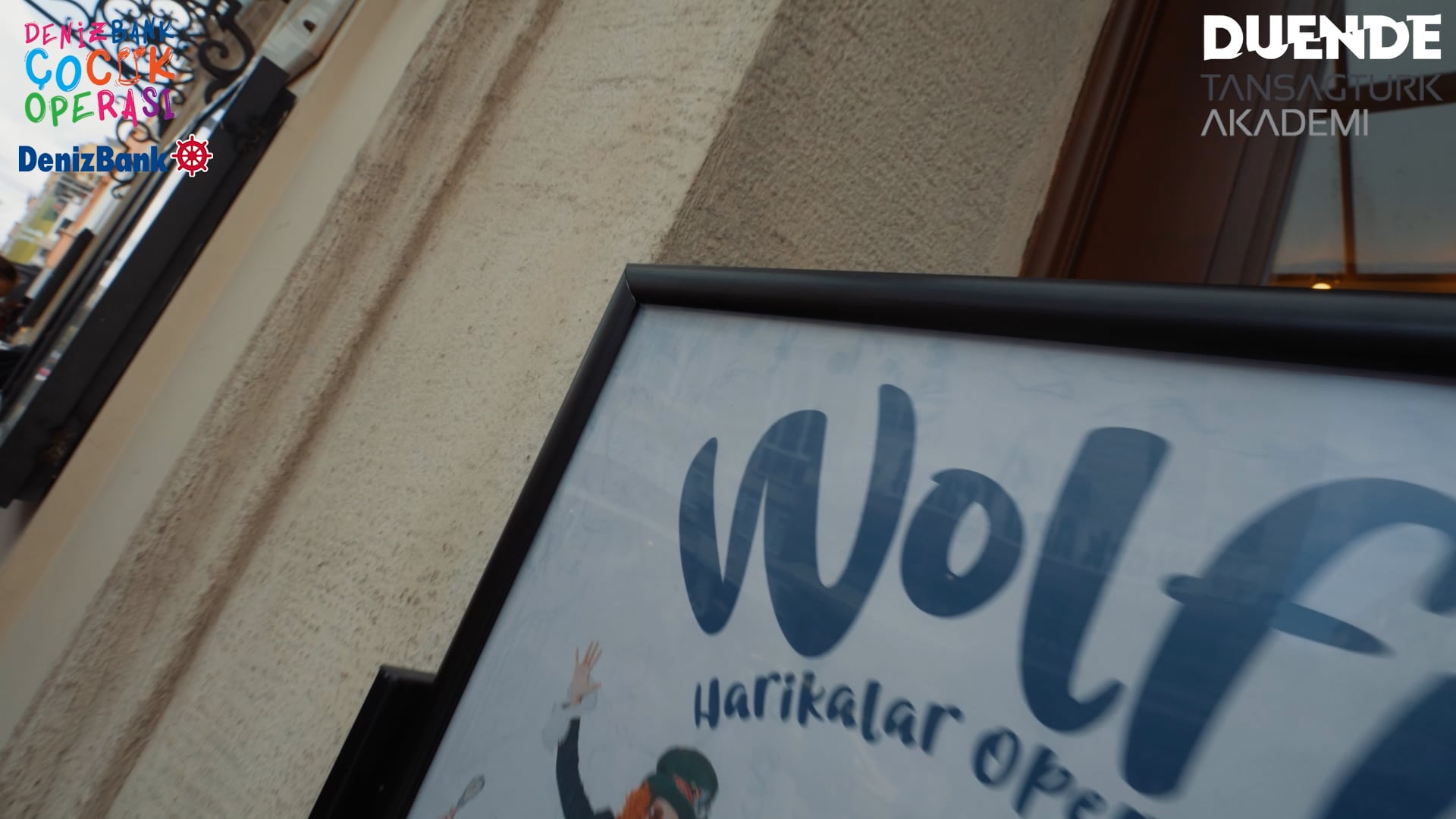 WOLFIE HARİKALAR OPERASINDA - TRAILER