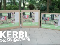 https://www.kerbl.com/de/product/mobile-coop/551668/365470  Der innovative Mobile Coop kombiniert wichtige Tierwohlstandards mit ansprechender Optik und verbesserter&amp;hellip;