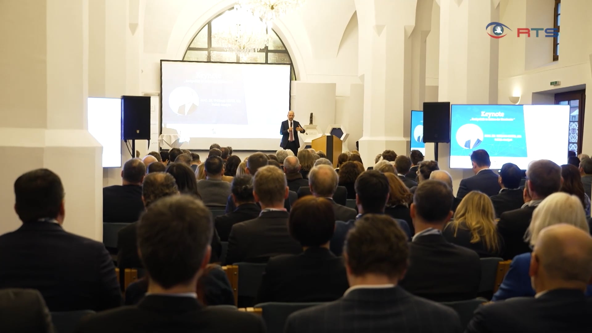 europa-eine-seele-geben-senat-der-wirtschaft-feiert-im-schloss-mondsee-den-jahresabschluss