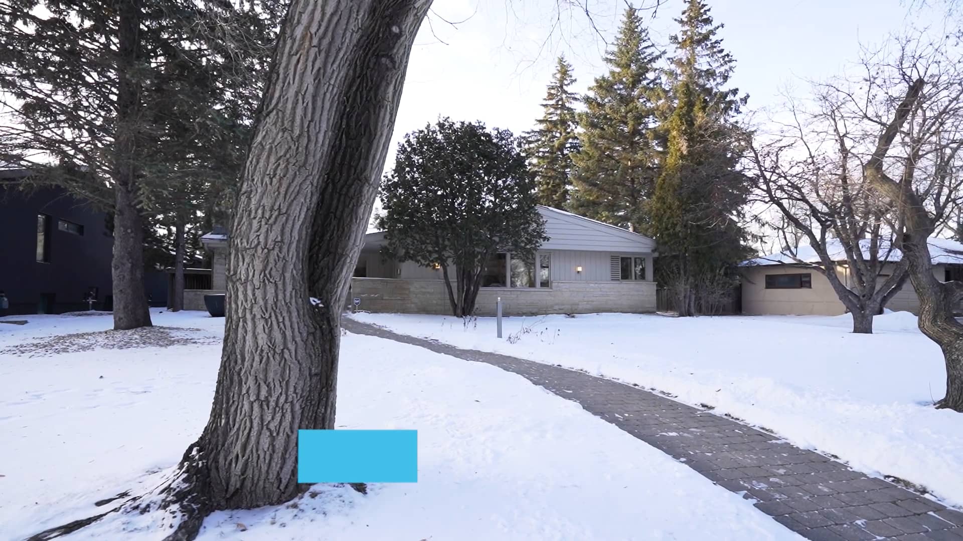 302 Laidlaw Blvd Presented by Claire Hoffer Personal Real Estate