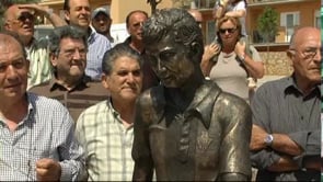 Homenatge al món del futbol a plaça Catalunya