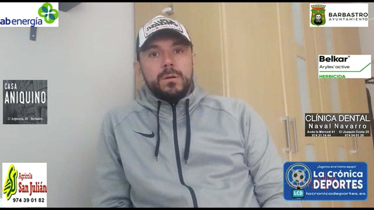 DAVID BERNAL (Entrenador Cariñena) CD Cariñena 2-1 CD Cuarte / Jornada 13 / 3ª División