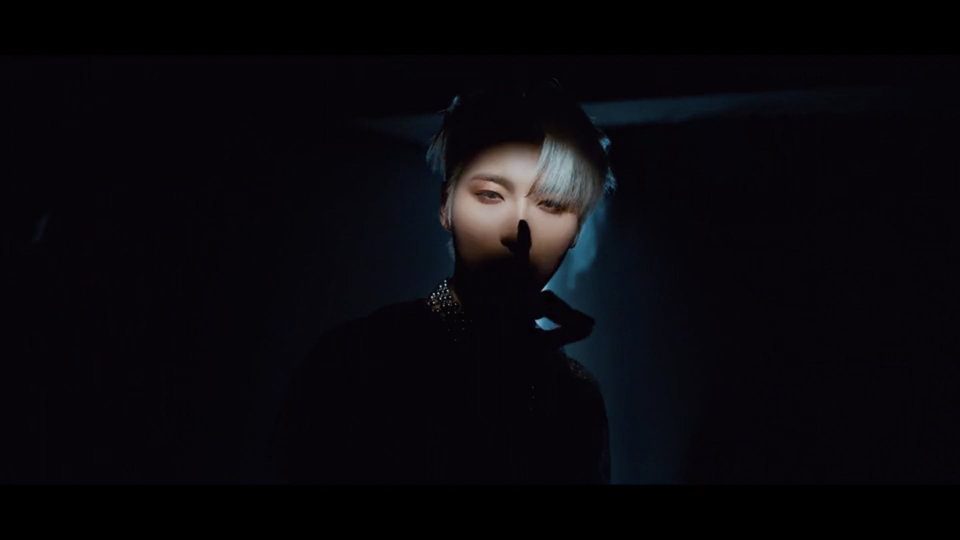 ATEEZ(에이티즈) - ‘Paradigm’ Official MV (Performance ver.)