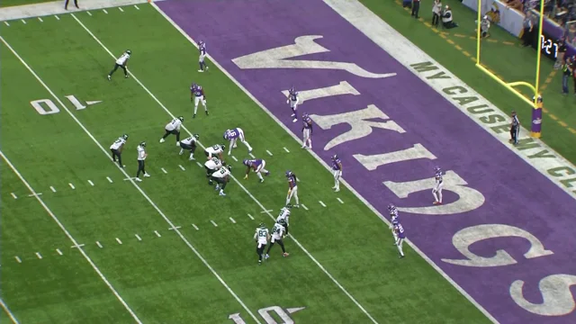 Grading every Mike White throw vs. Minnesota Vikings