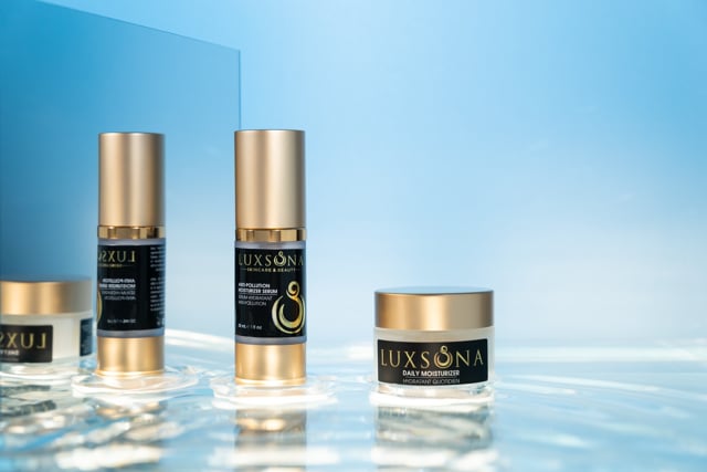 Luxsona Skincare Commercial