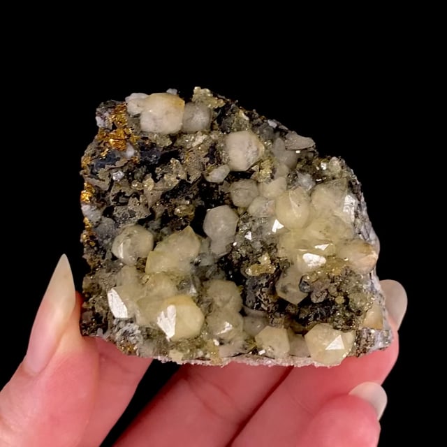 Quartz with Chalcopyrite